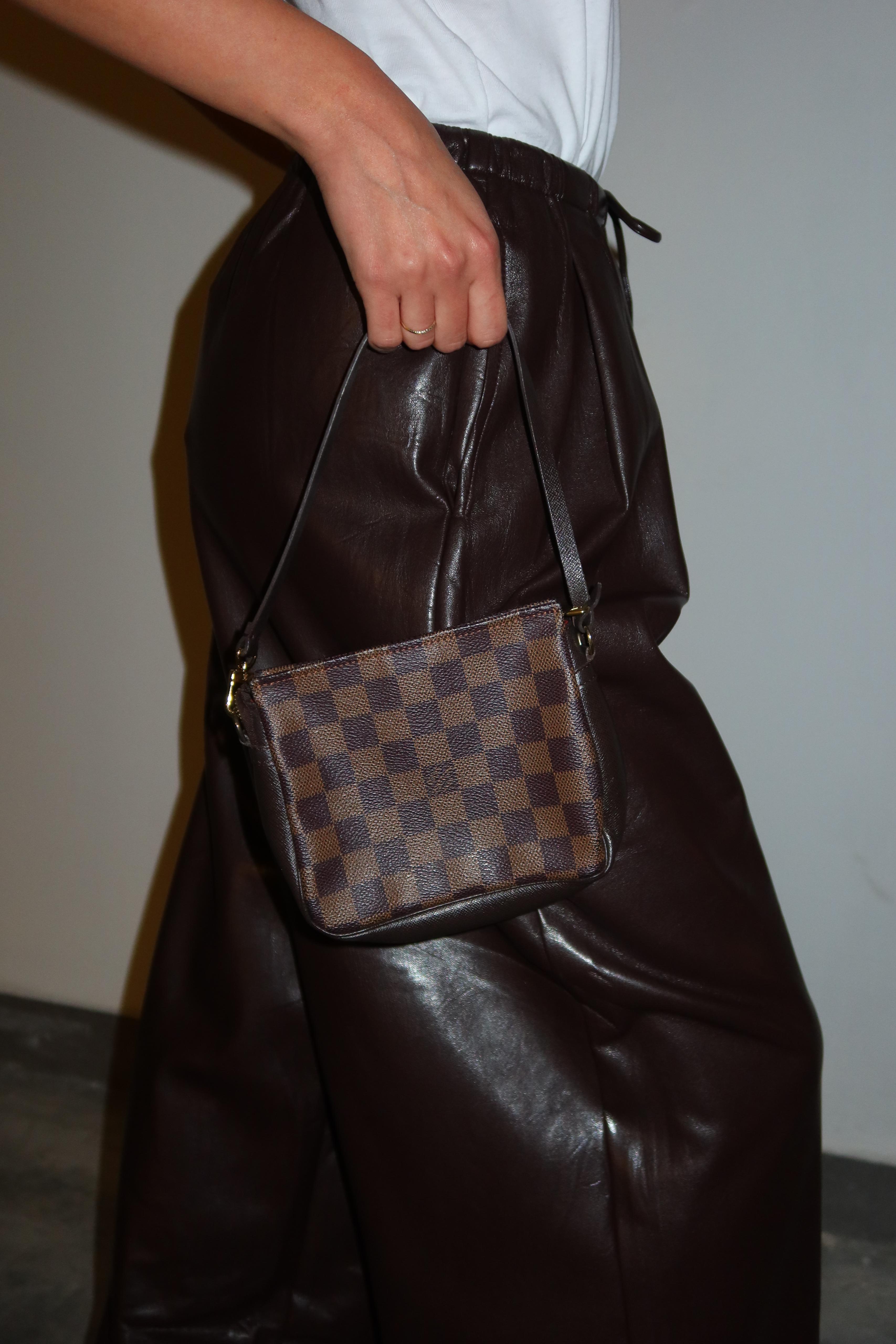 Louis Vuitton Damier Trousse Leather bag