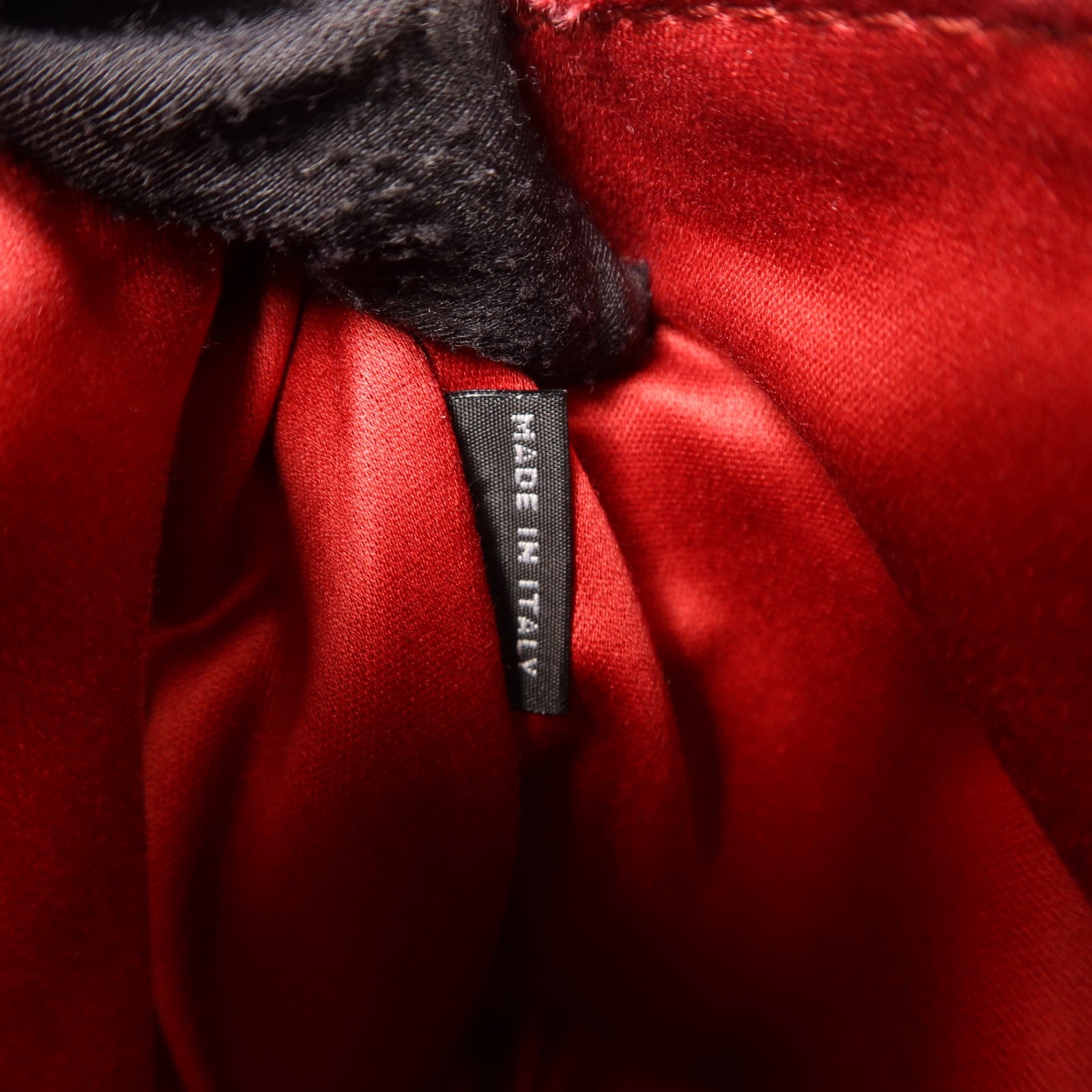 Miu Miu SHW Pouch - Red, Calfskin Leather