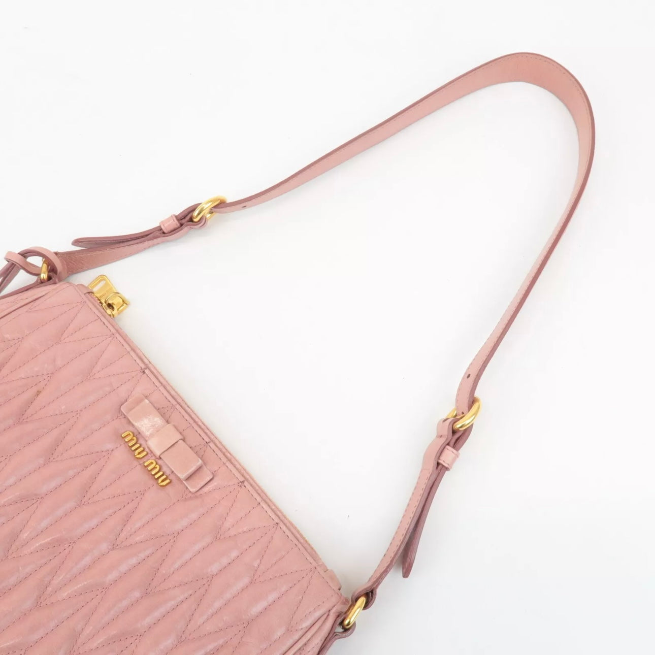 Leather Ribbon Gathered Shoulder Bag Pink