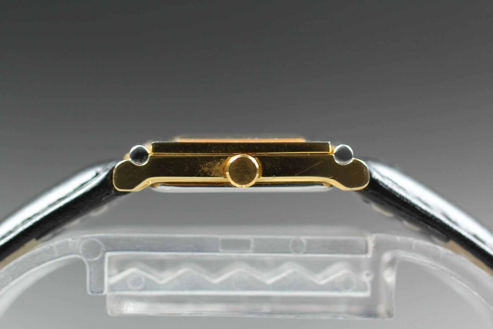 Yves Saint Laurent 5420-F47599 Women's Watch - Gold, Stainless Steel