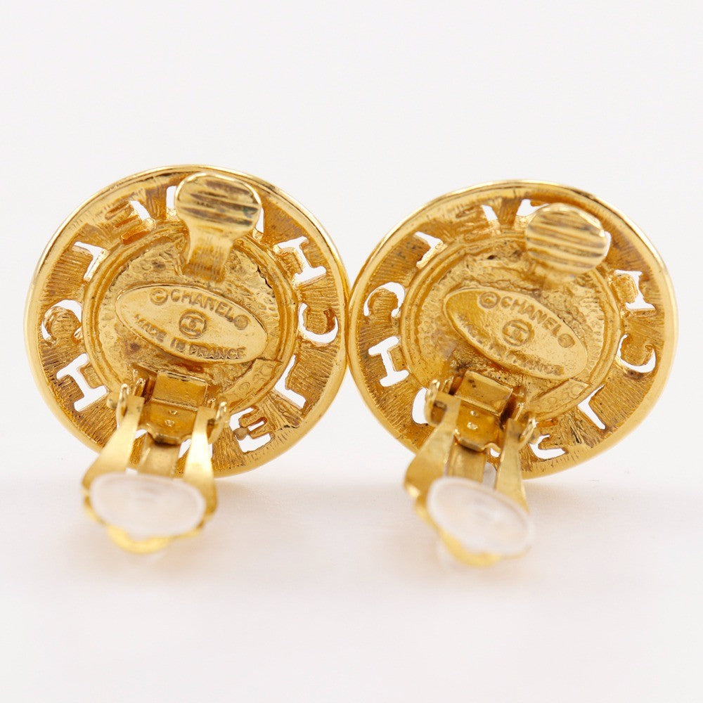 Chanel Round Logo Earring - Gold, Plated Gold/Fake Pearl