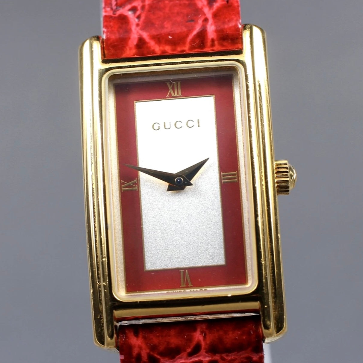 Vintage GUCCI 2600L 19mm Red Gold Quartz Women's Watch