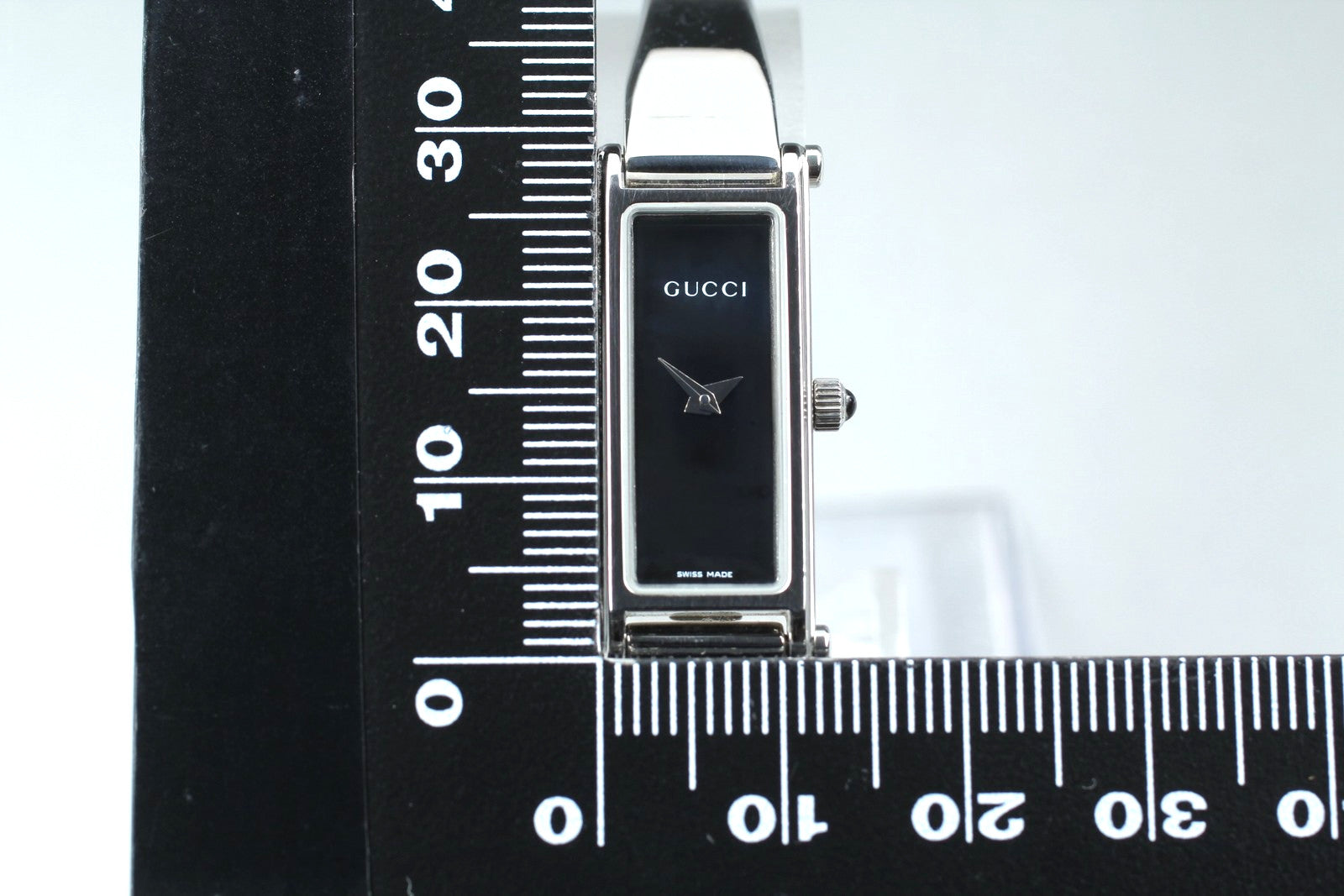 Gucci 1500L Women's Watch - Black, Stainless Steel 