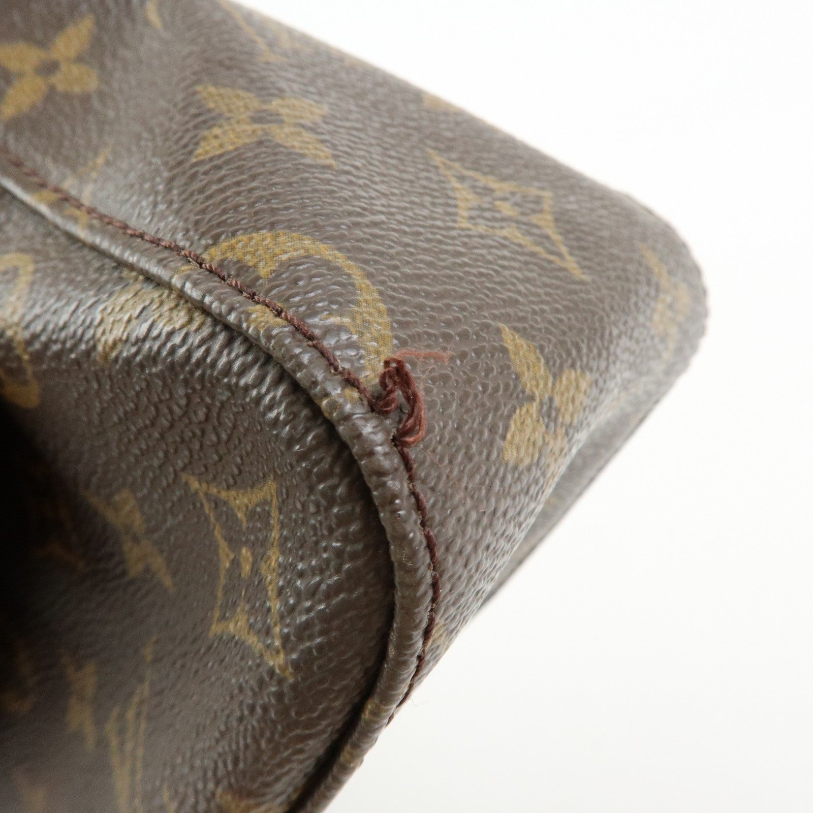 Louis Vuitton Mini Looping Shoulder Bag - Brown, Monogram Canvas- סופר מבוקש!