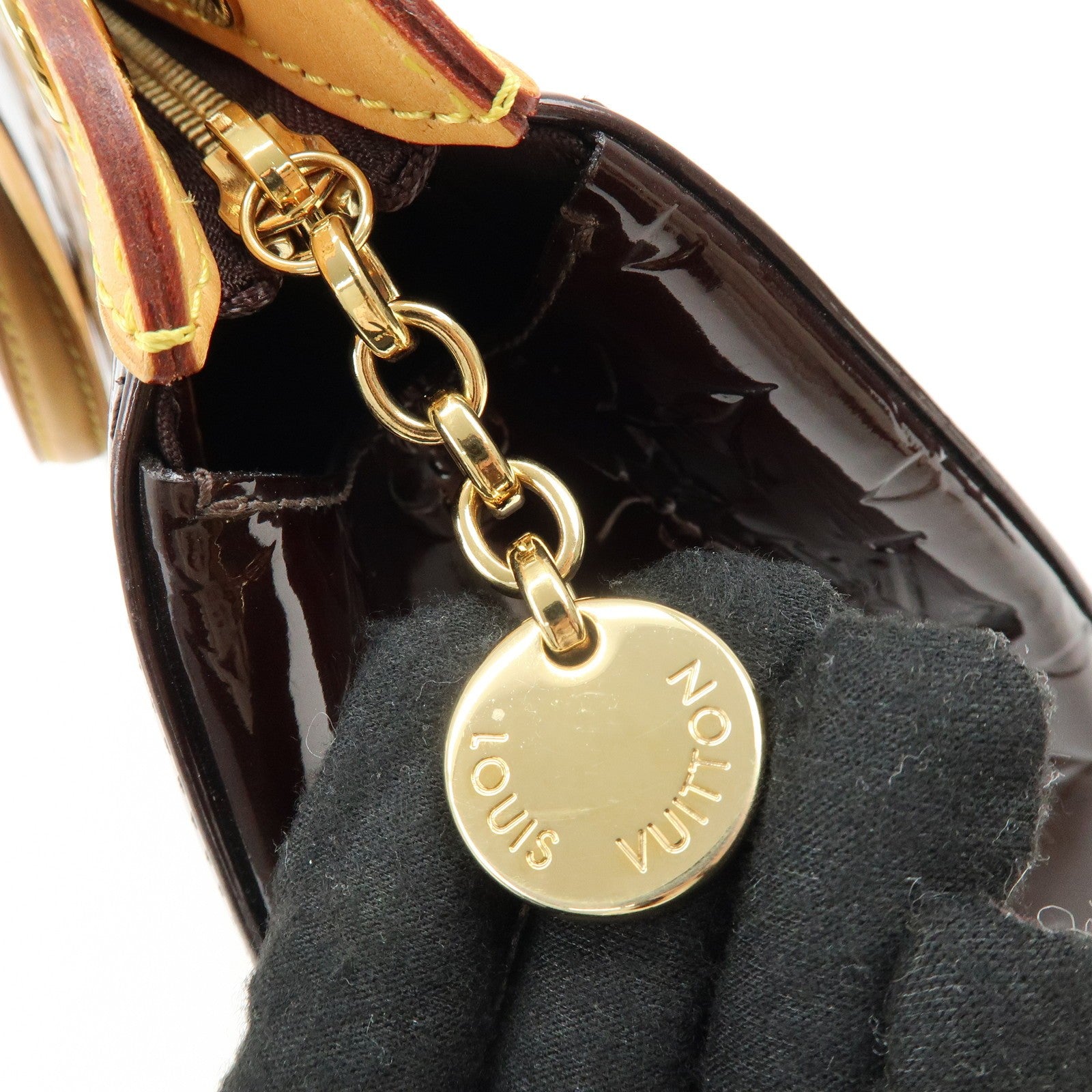 Louis Vuitton Monogram Vernis Brea MM 2Way Shoulder Bag - Amarante, Vernis Leather