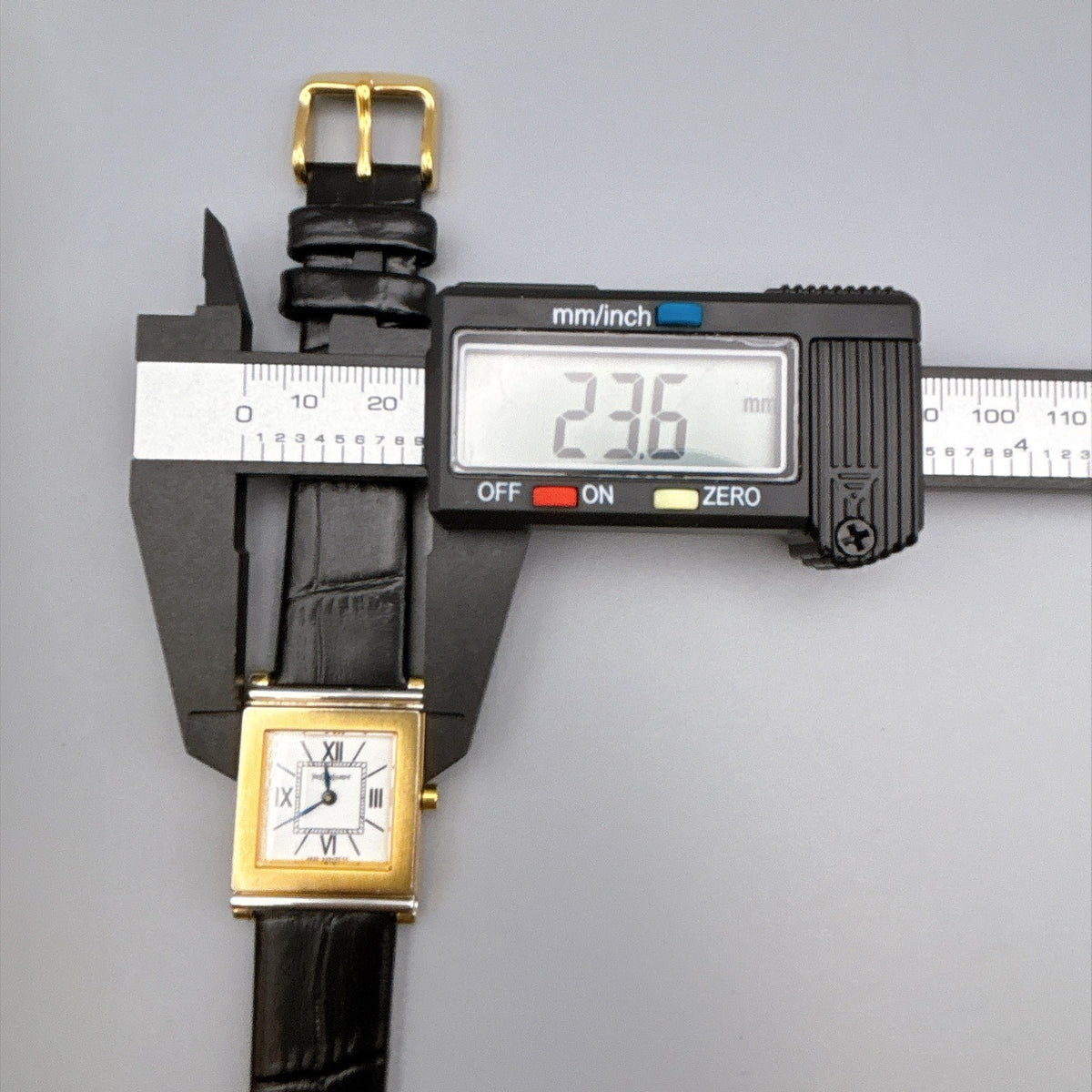 Saint Laurent 4625-E68613 Watch - Gold and Silver, Stainless Steel