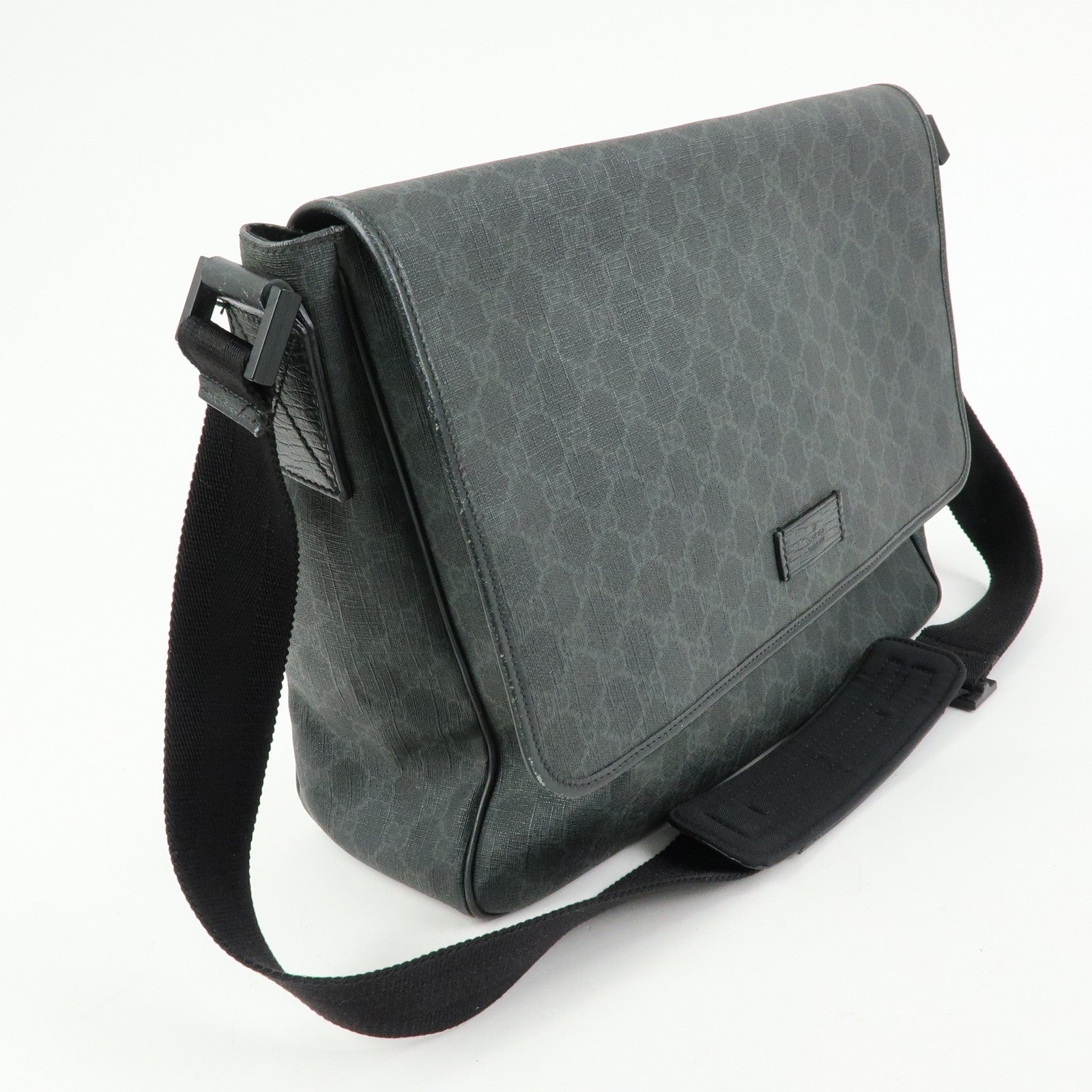 GUCCI GG Supreme Leather Shoulder Bag Crossbody Bag Black