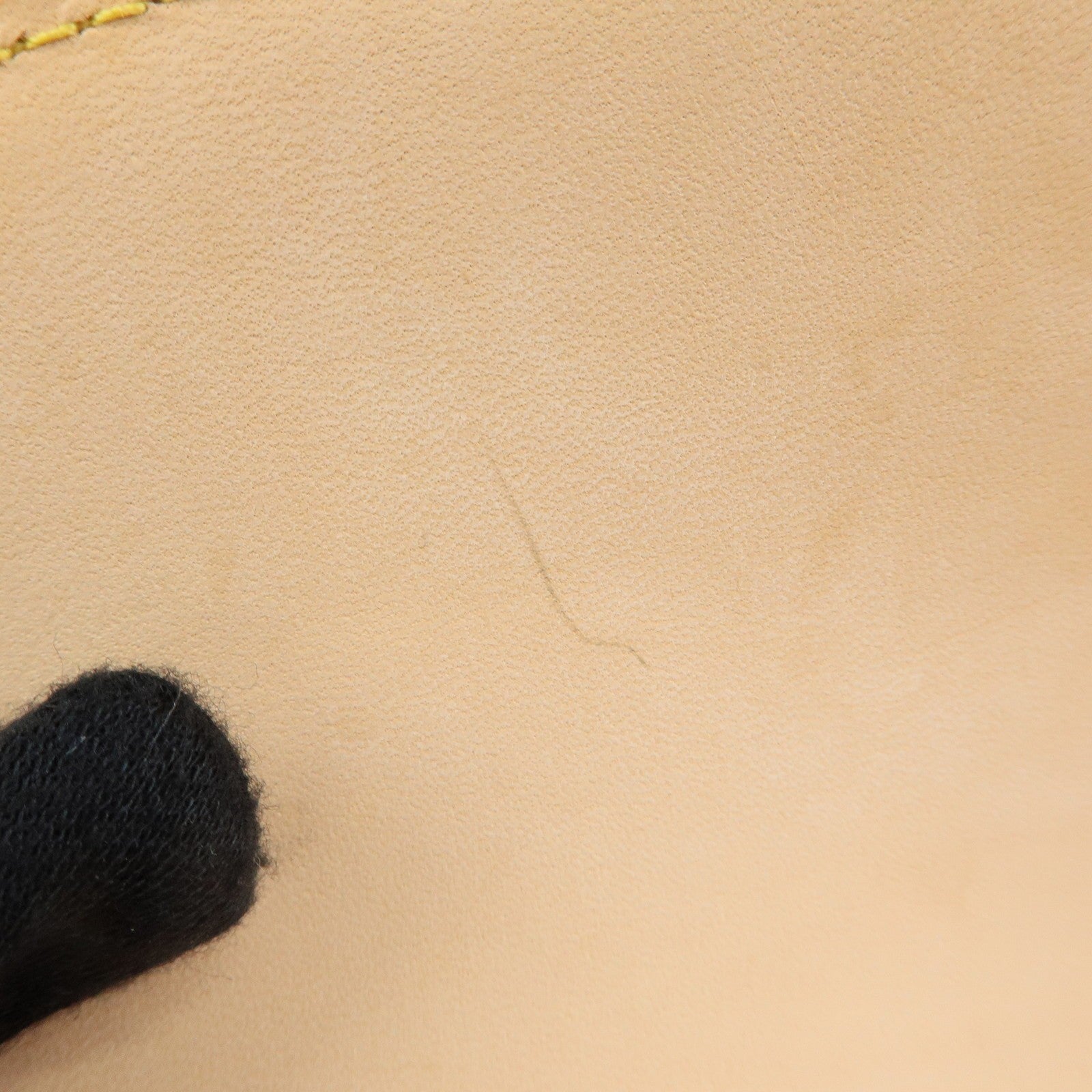 Louis Vuitton Shoulder Bag - Marshmallow Pink, Vernis Leather
