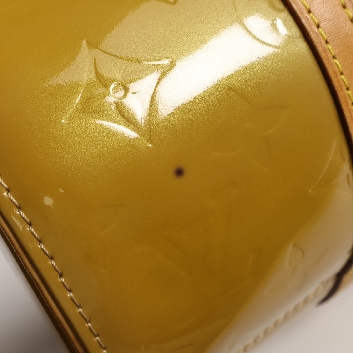 Louis Vuitton Bedford Shoulder Bag - Yellow, Patent Leather