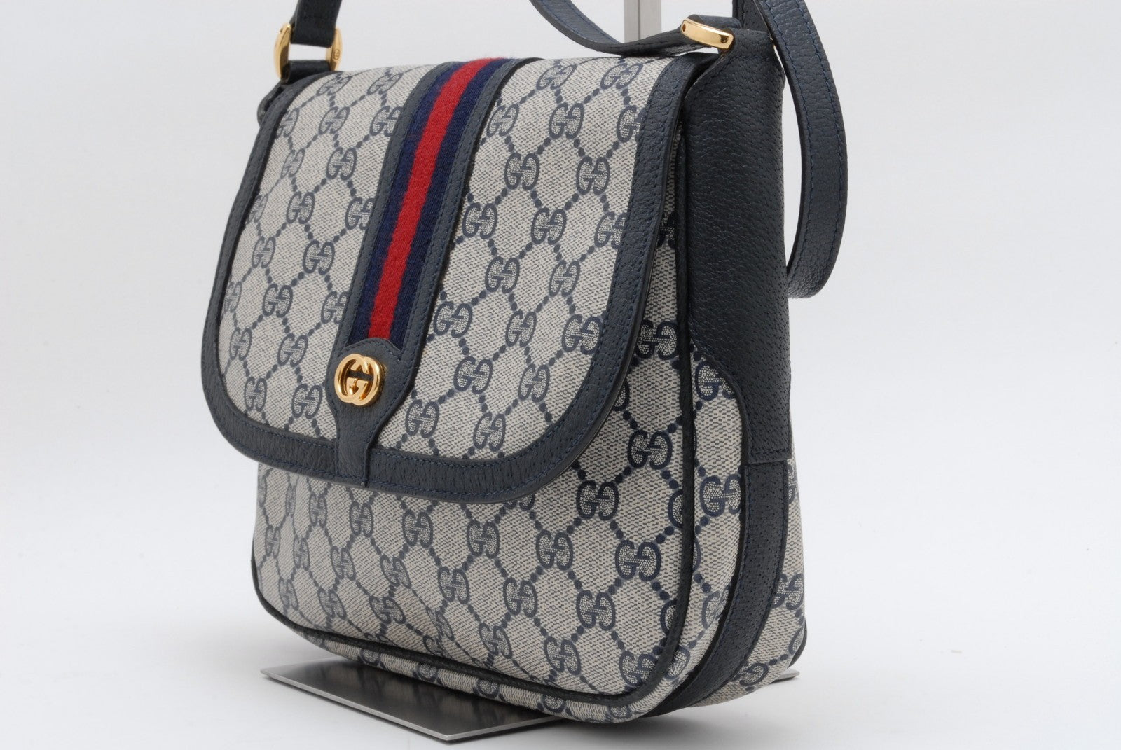 Gucci GG Supreme Shoulder Bag - Navy Blue, Canvas