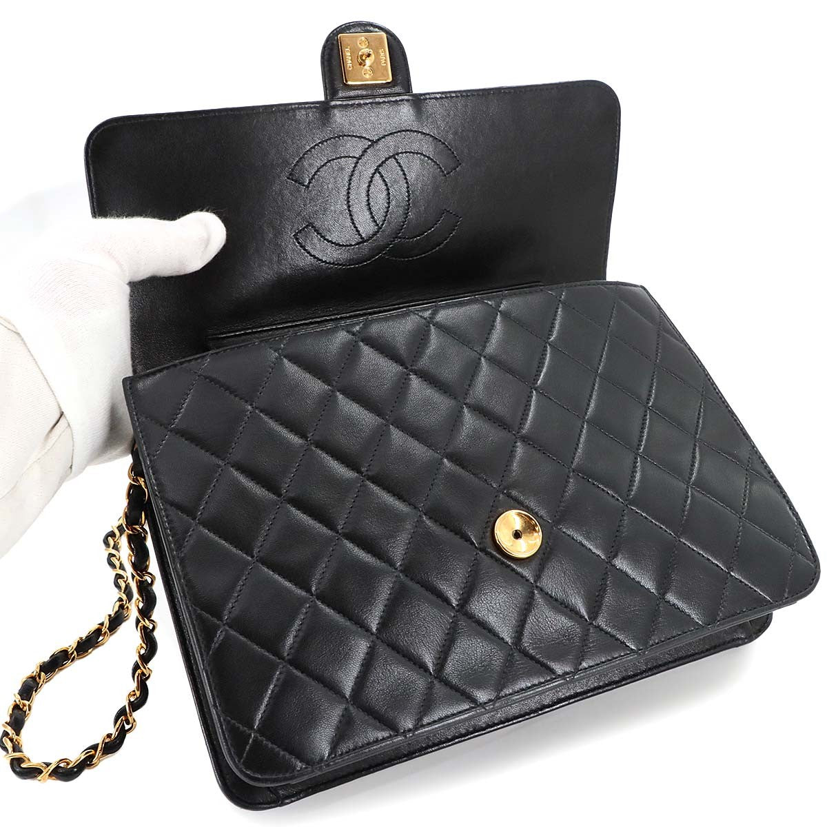 CHANEL Matelasse Chain Shoulder Bag - Black, Leather