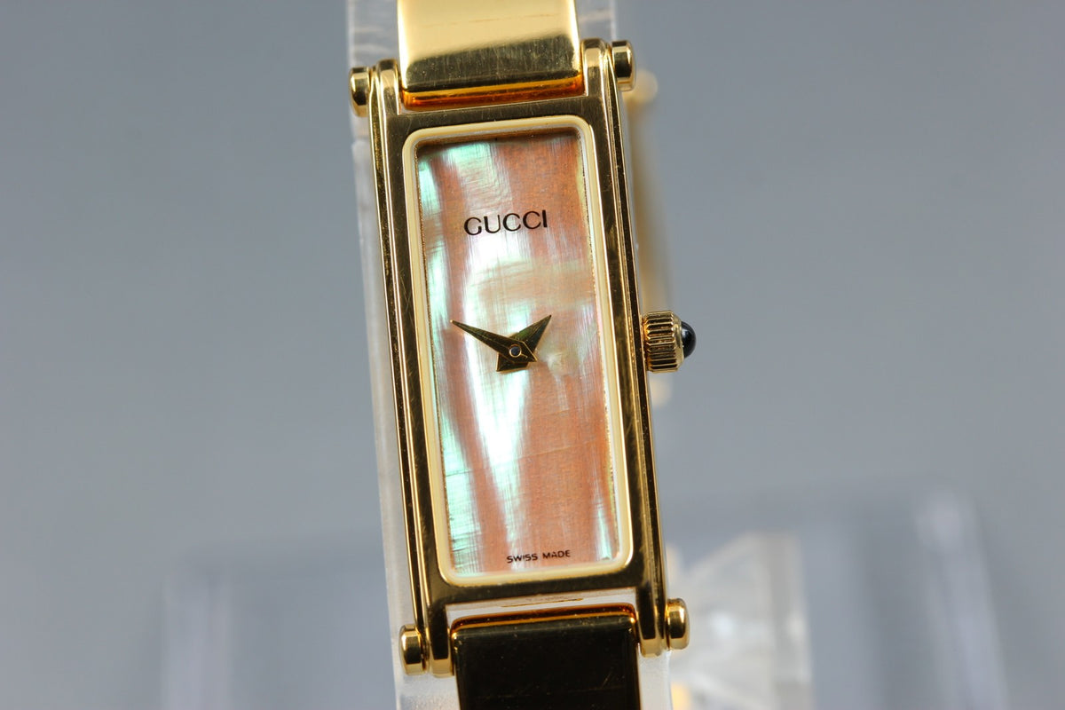 Gucci 1500 Wristwatch - Gold, Stainless Steel