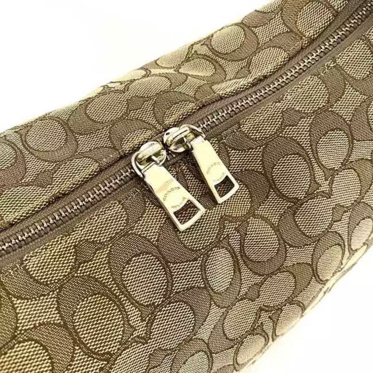 Coach Signature 2way Bag