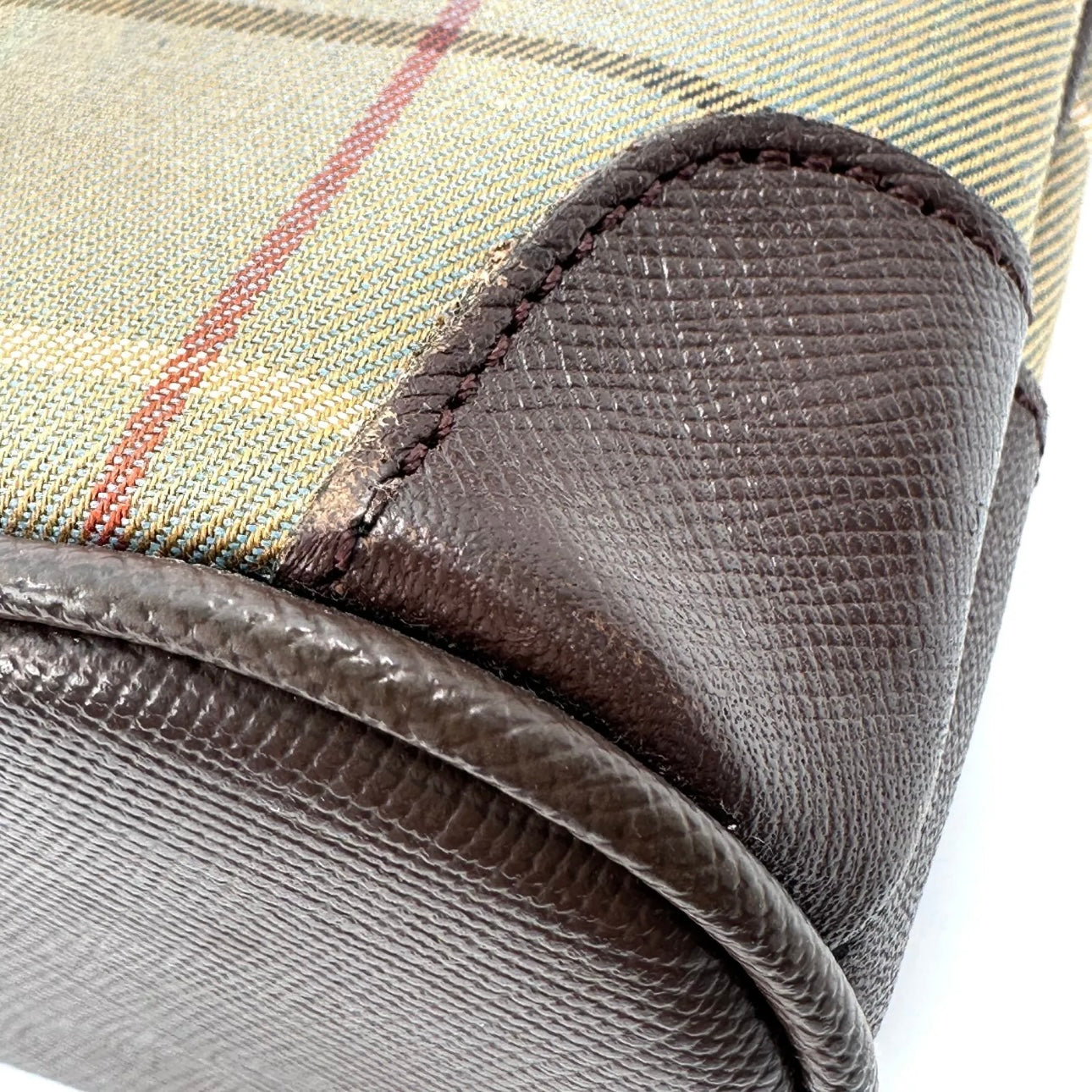 BURBERRY Nova Check Pouch Brown Leather