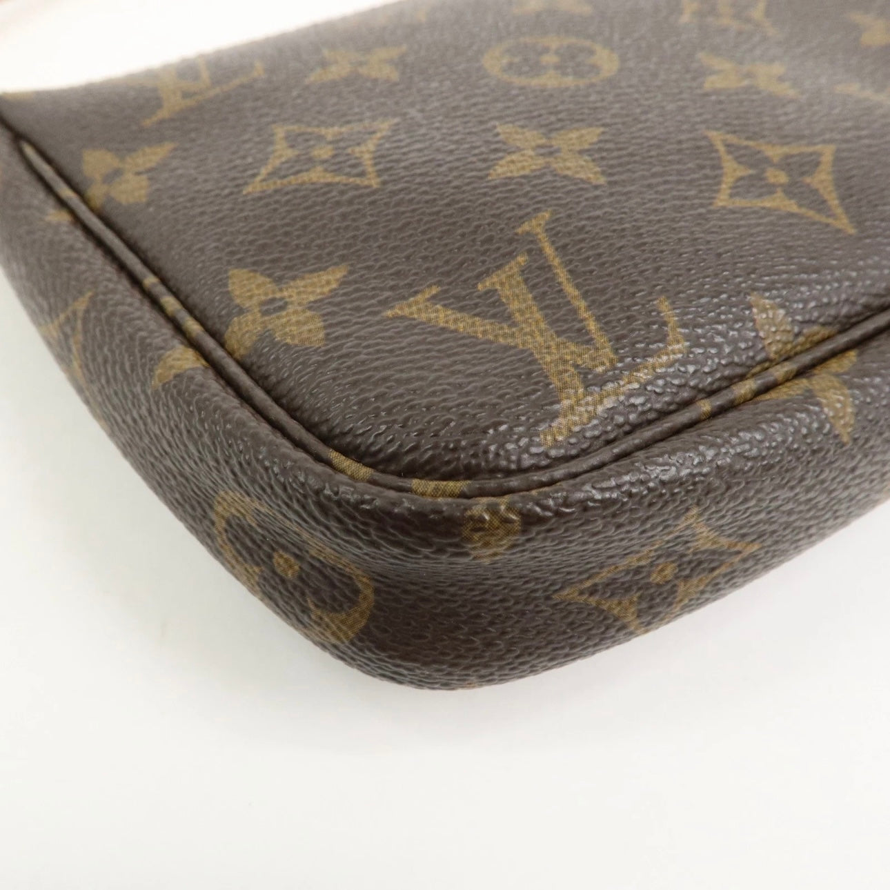 Louis Vuitton Pochette Accessories