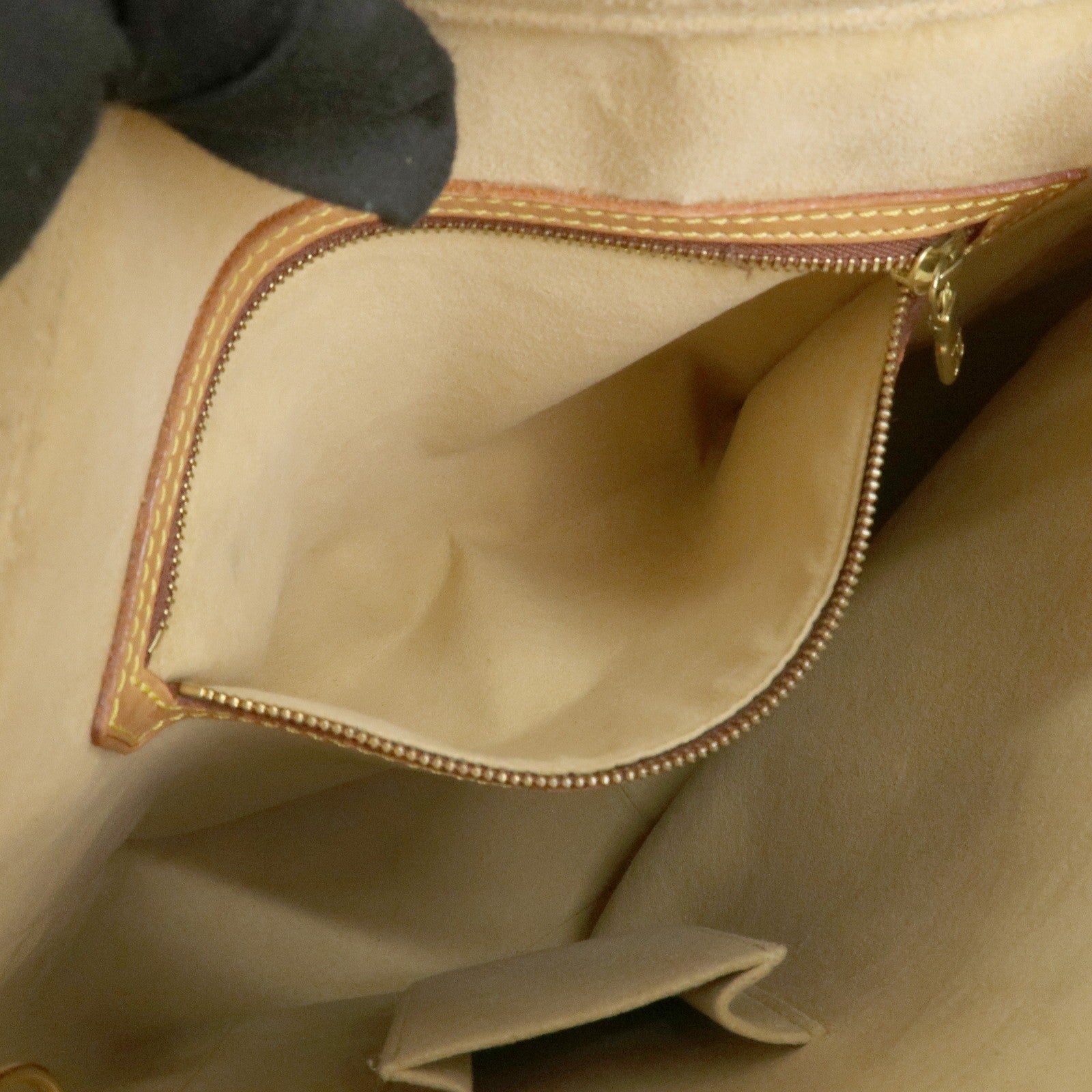 Louis Vuitton Looping Shoulder Bag - Monogram, Leather