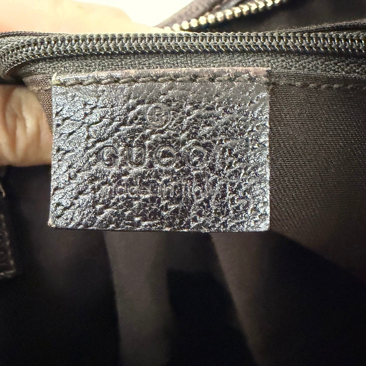 Gucci Abbey Hobo Shoulder Bag