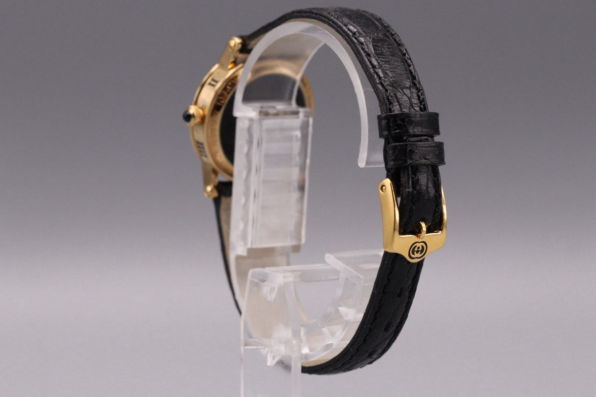 Gucci 7200L Watch - Gold, Stainless Steel