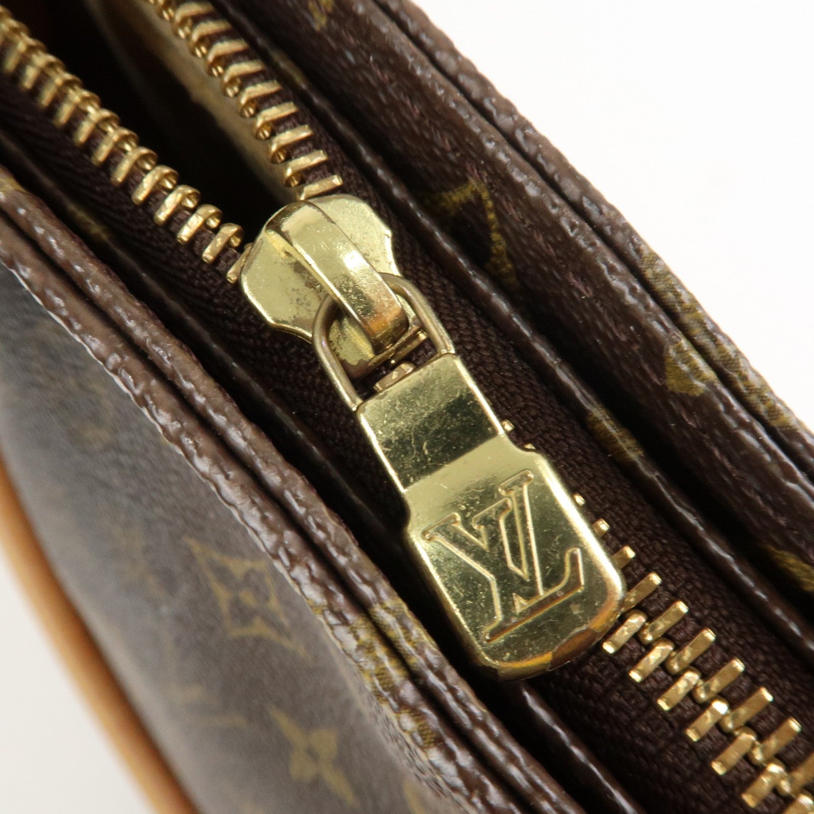 Louis Vuitton Looping Shoulder Bag - Monogram, Leather