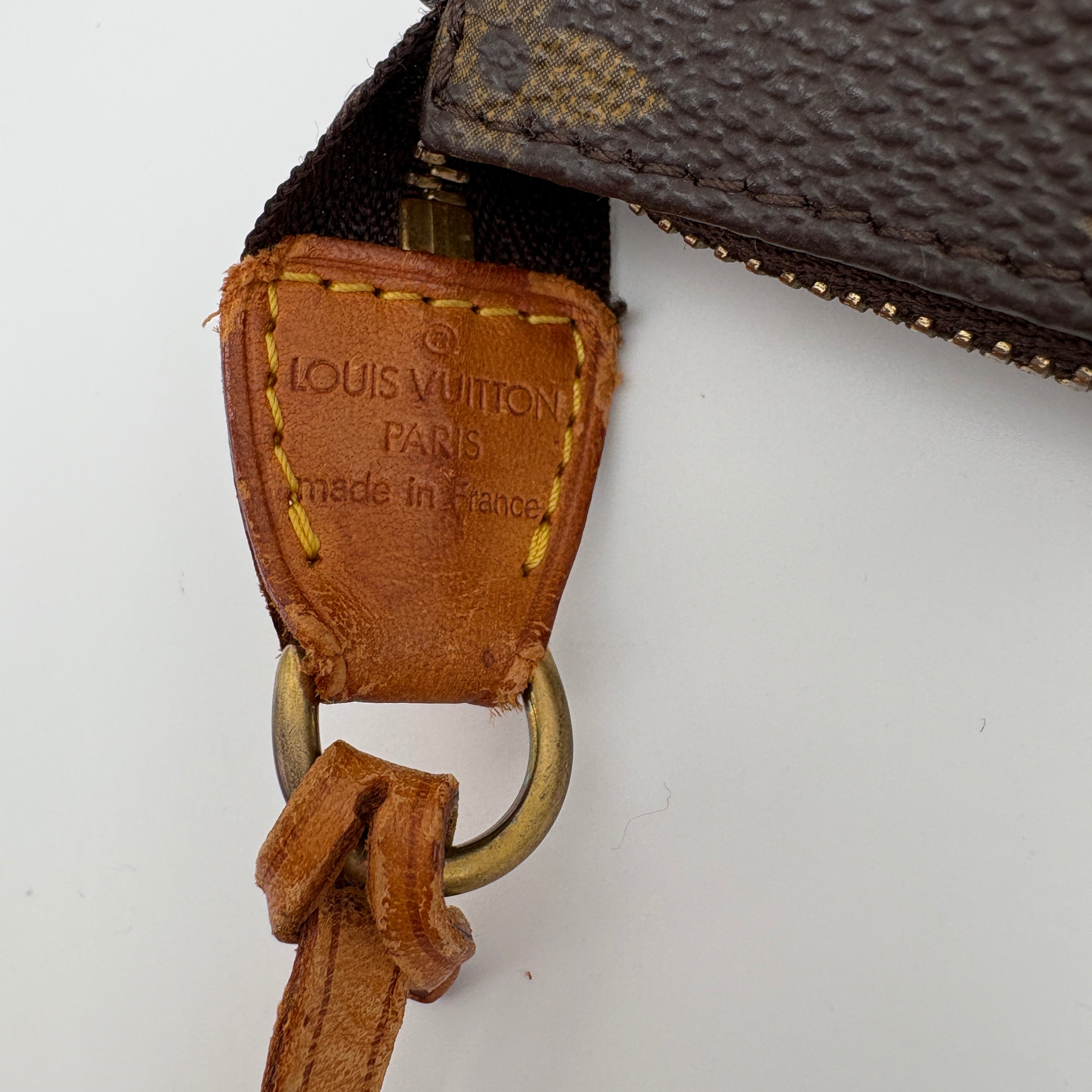 Louis Vuitton Pochette Accessories