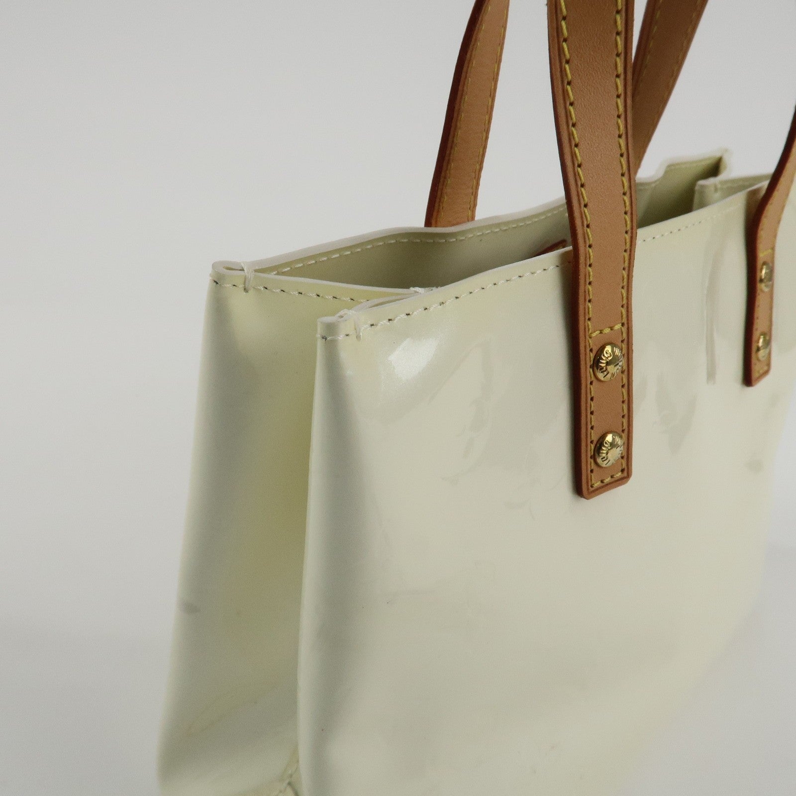 Louis Vuitton Lead PM Tote Bag - Perle, Vernis Leather