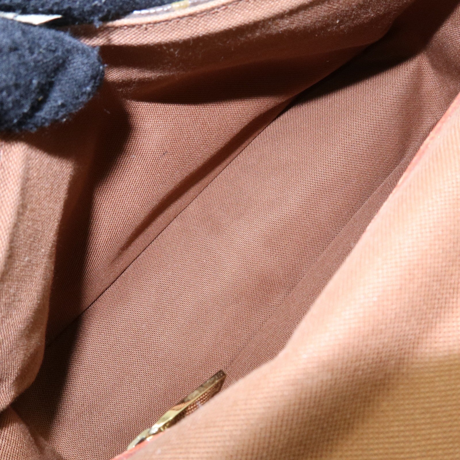 Louis Vuitton Mini Looping Shoulder Bag - Brown, Monogram Canvas- סופר מבוקש!