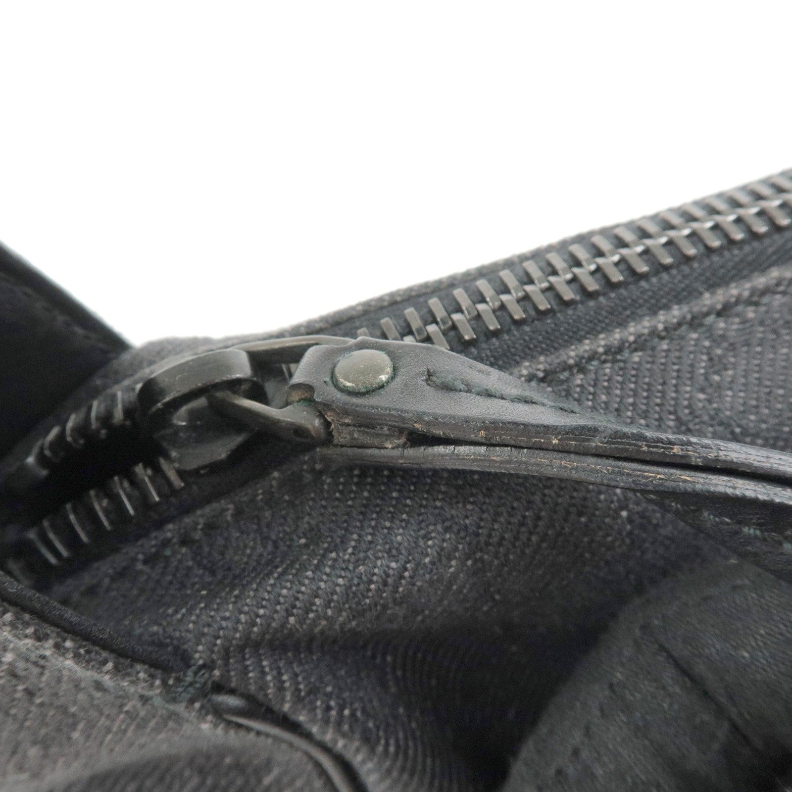 Gucci Shoulder Bag - Black, Leather 