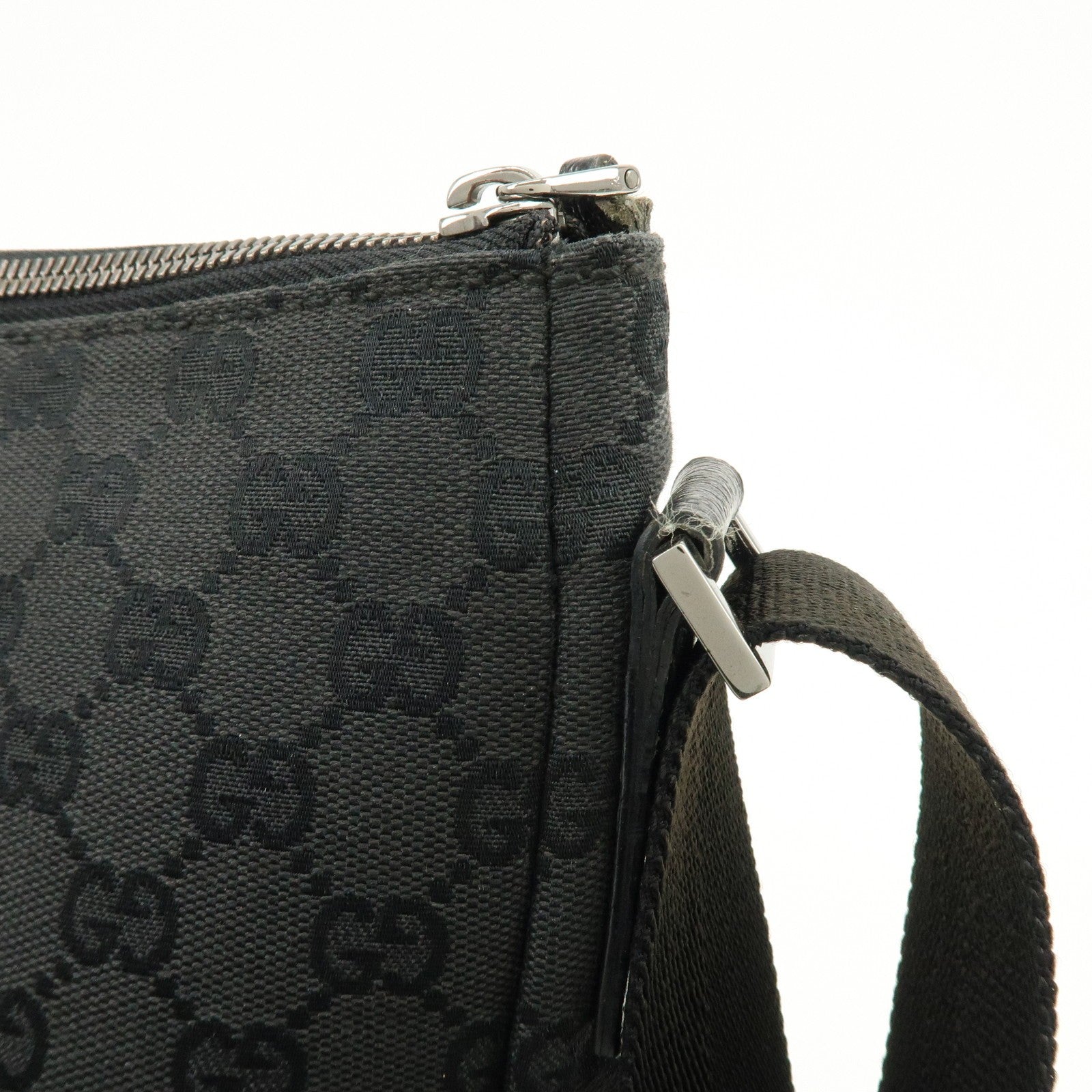 Gucci 110054 Shoulder Bag - Black, GG Canvas, Leather 