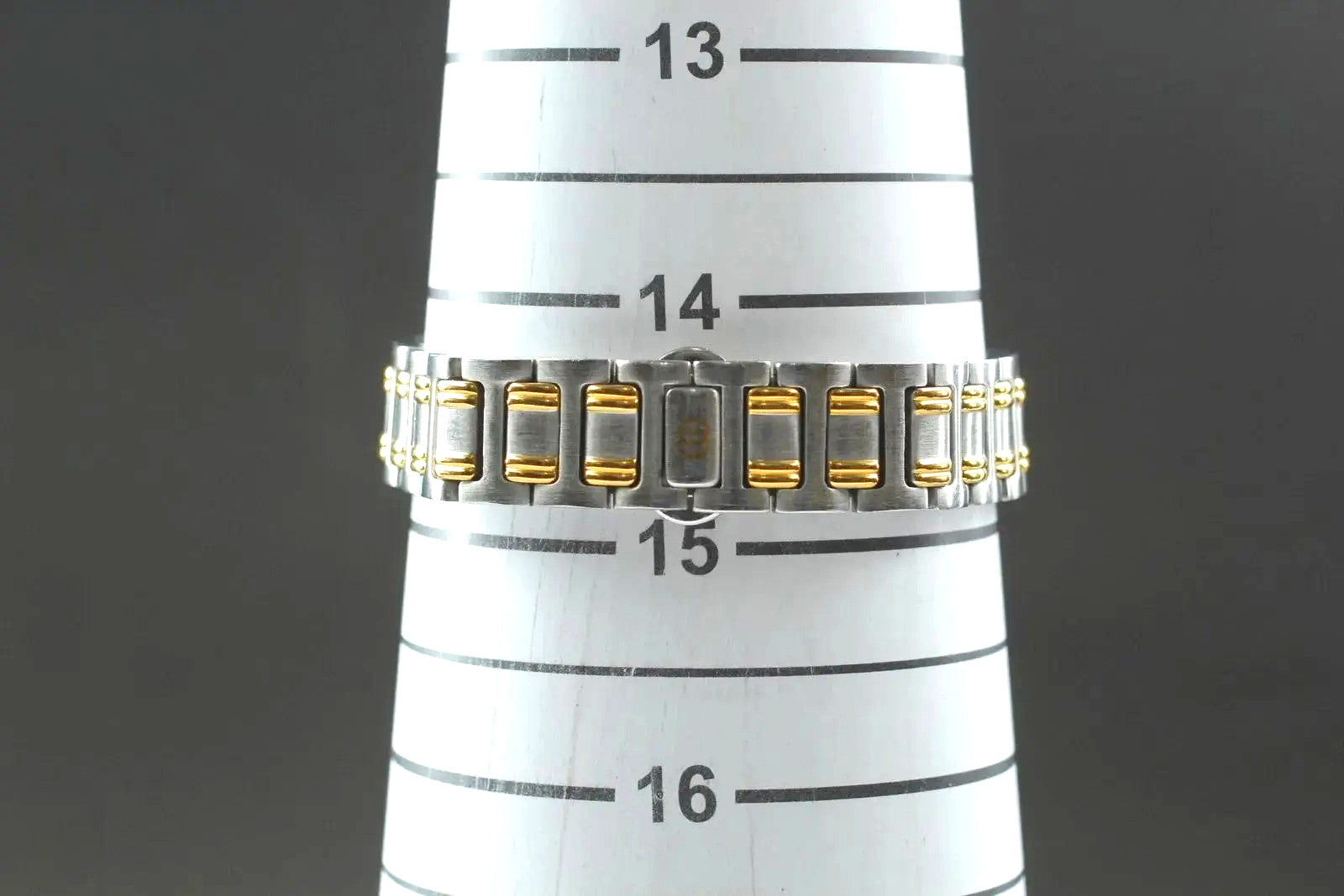 Gucci 9000L Wristwatch - Gold, Stainless Steel 