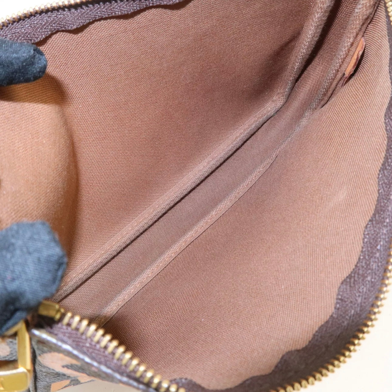 Pochette Accessories Graffiti