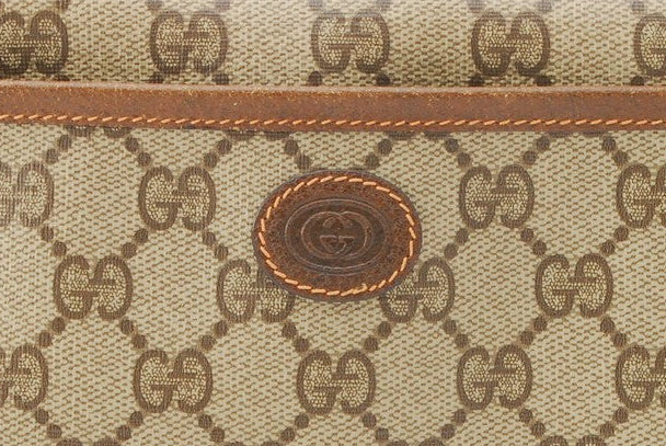 Gucci GG Supreme Clutch - Beige, PVC Leather