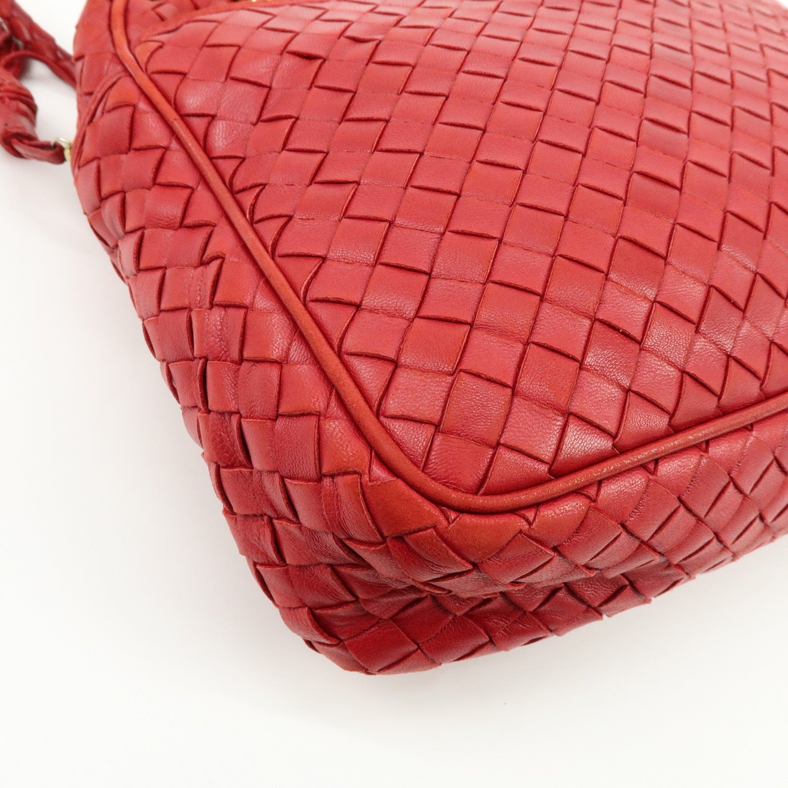 Bottega Veneta Intrecciato Shoulder Bag - Red, Leather