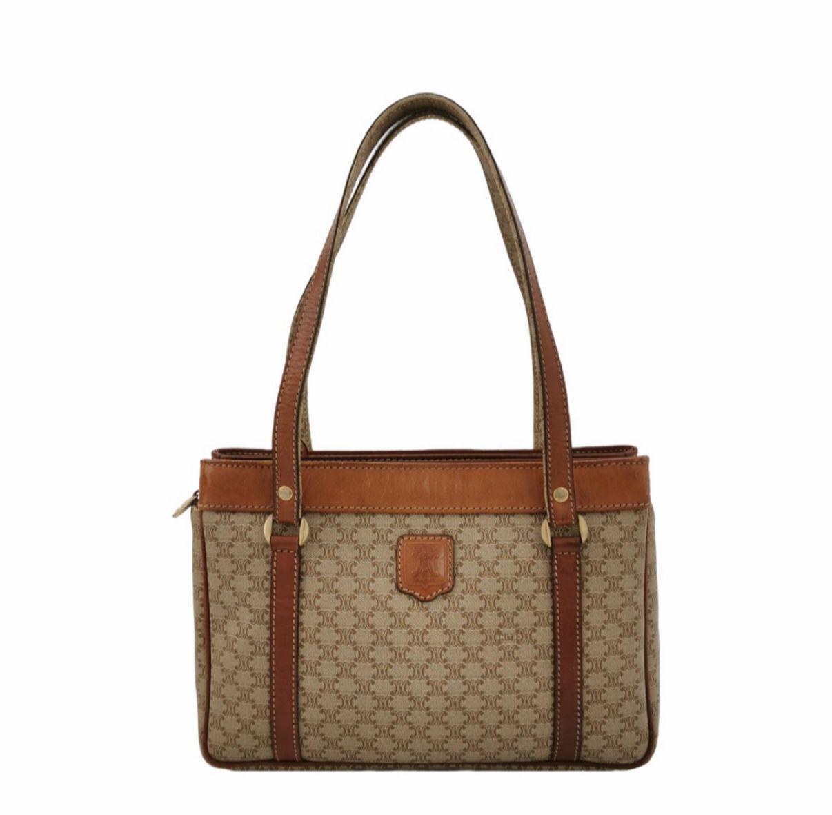 Celine Macadam brown pre order