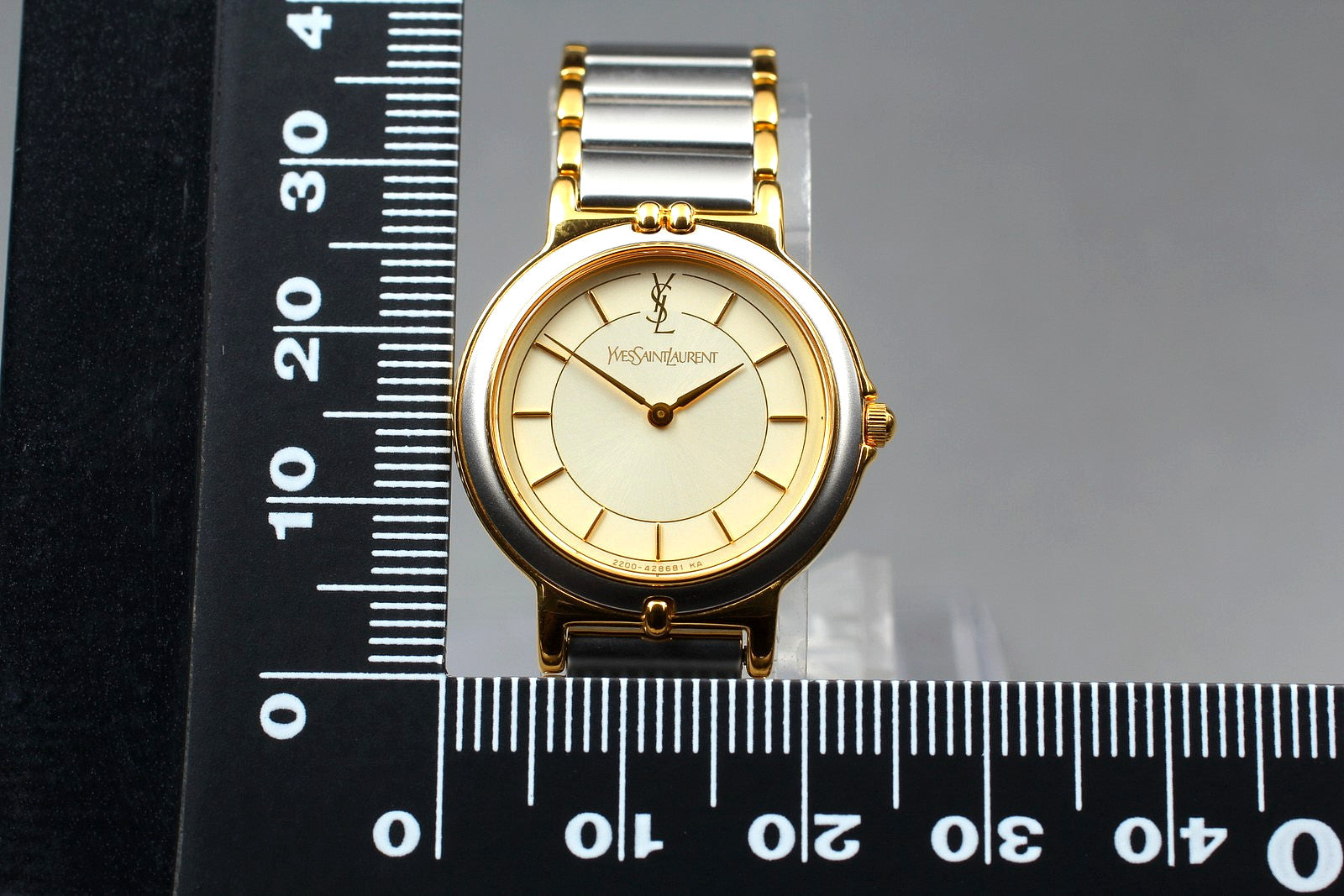 Yves Saint Laurent 2200-228481 Wristwatch - Gold, Stainless Steel