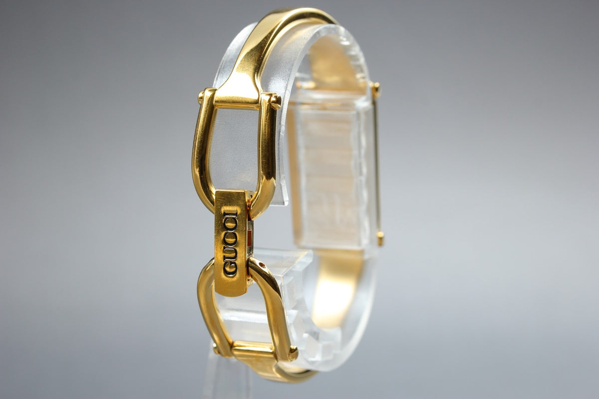 Gucci 1500 Wristwatch - Gold, Stainless Steel