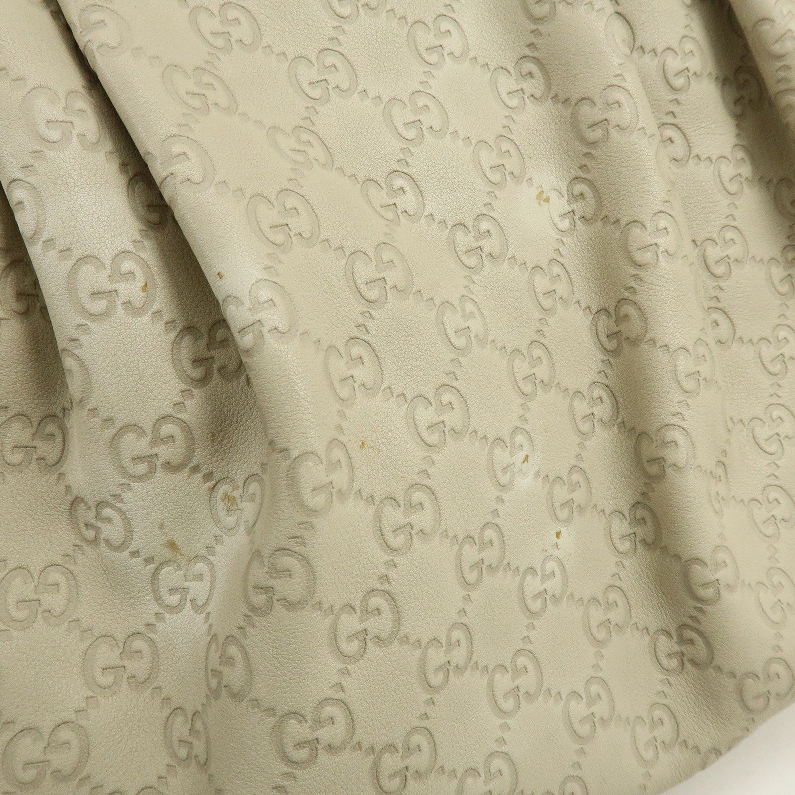 Gucci Sukey Guccissima Leather Tote Bag - White, Leather 