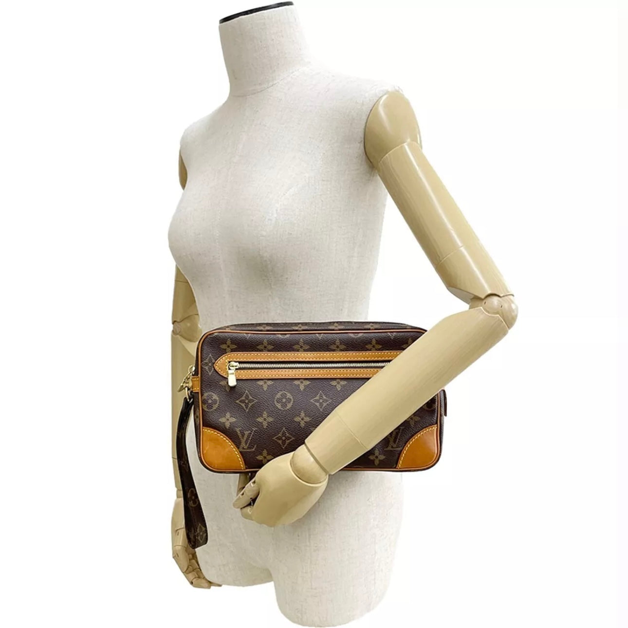 Monogram Marly Dragonne GM Leather Brown Clutch bag