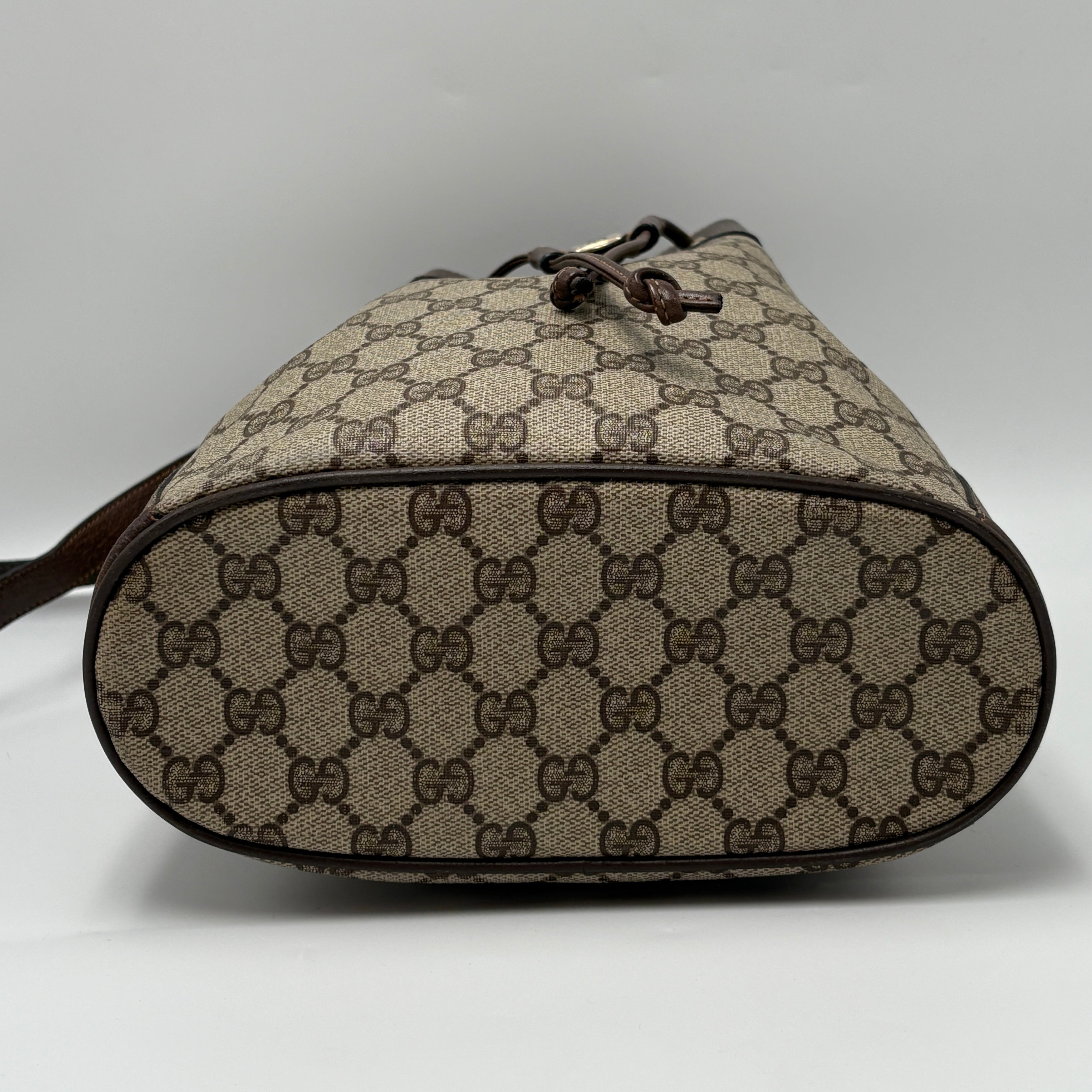 Gucci Bucket Sherry line