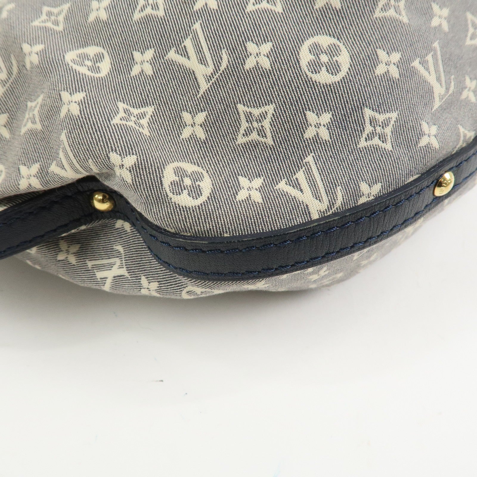 Louis Vuitton Shoulder Bag - Ancre, Monogram Idylle Canvas