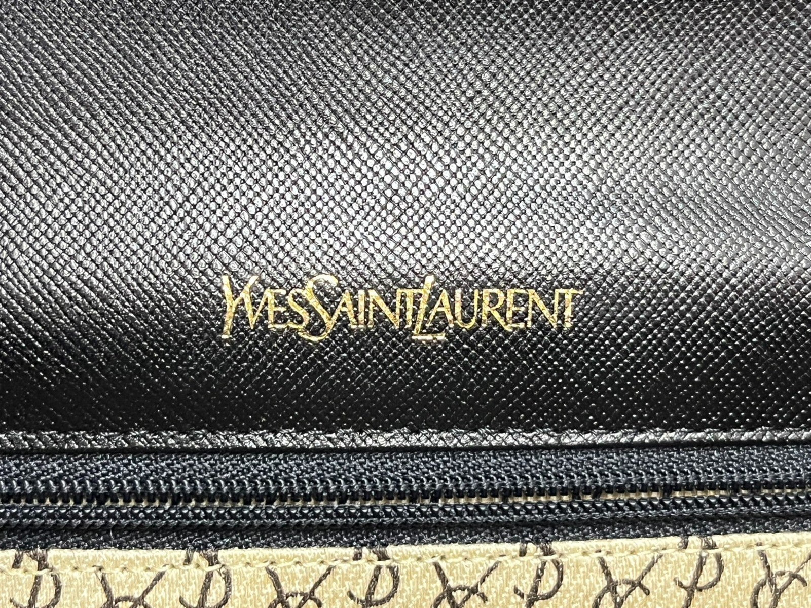 Saint Laurent Clutch Second Bag - Black, Leather