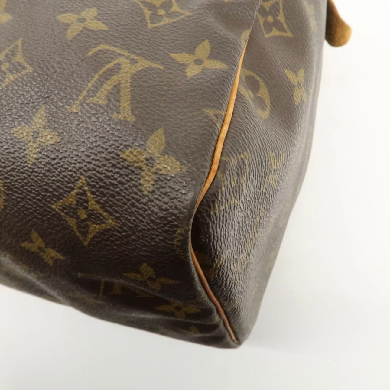 Louis Vuitton Speedy 30 Hand Bag