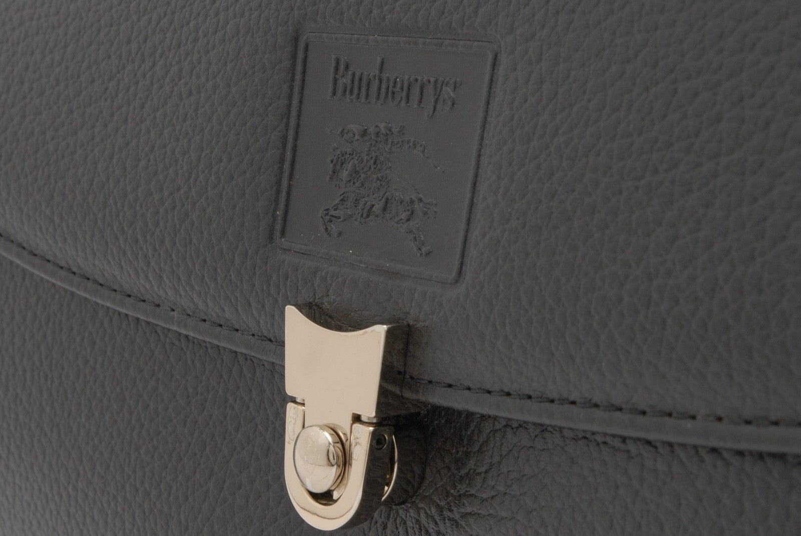Burberry Barrel Bag Handbag - Black, Leather