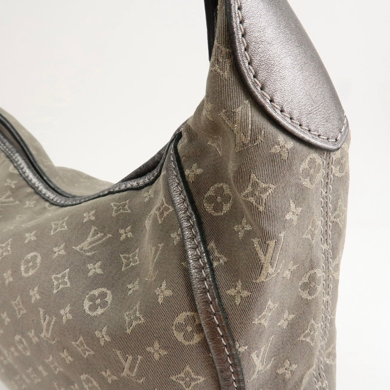 Louis Vuitton Monogram Mini Lin Manon MM ShoulderBag Platine