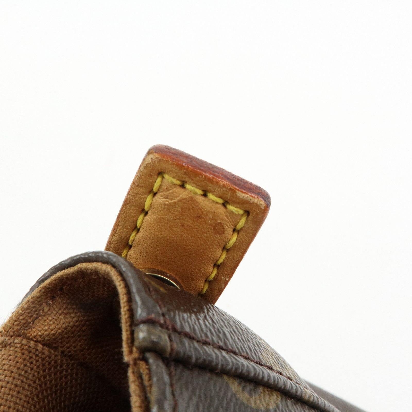 Louis Vuitton Mini Looping Shoulder Bag - Brown, Monogram Canvas- סופר מבוקש!