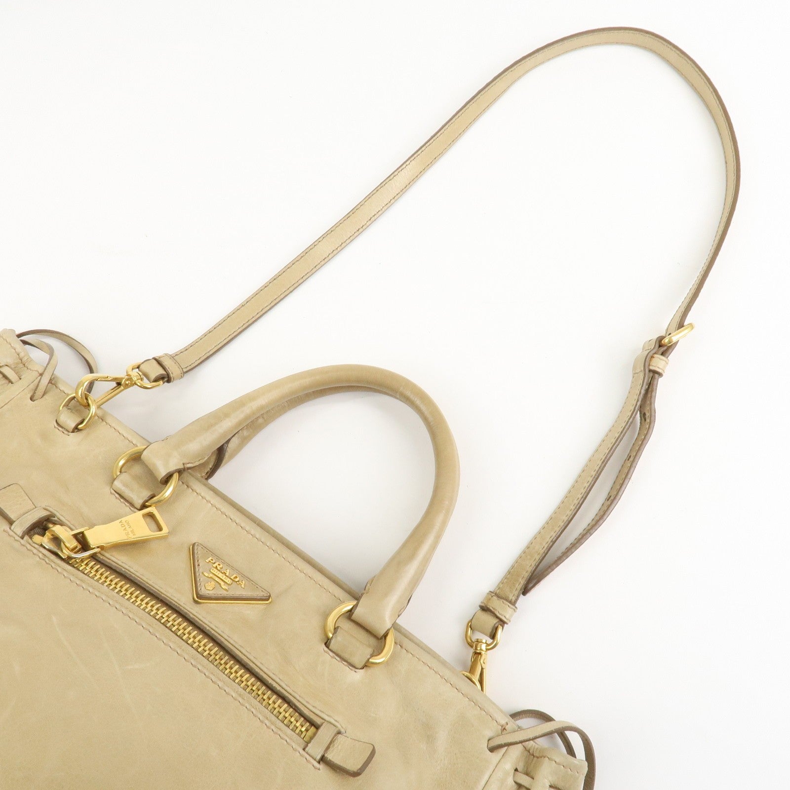 Prada Vitelloshine Handbag - Beige, Leather 