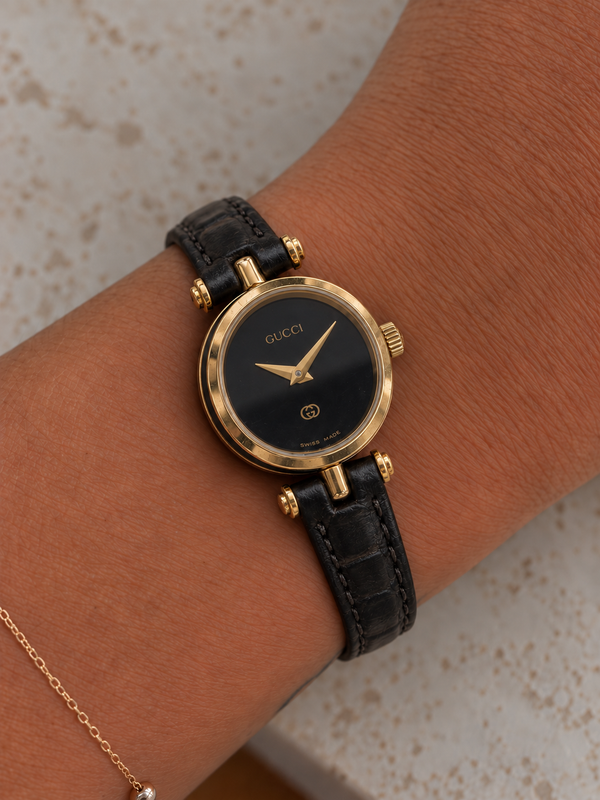 Gucci 2000L Wristwatch - Gold, Stainless Steel