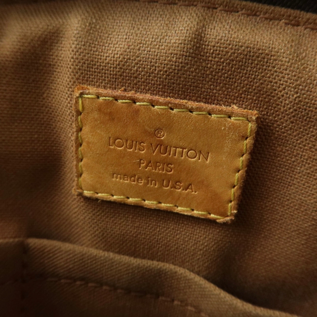 Louis Vuitton Tivoli PM Hand, Shoulder Bag