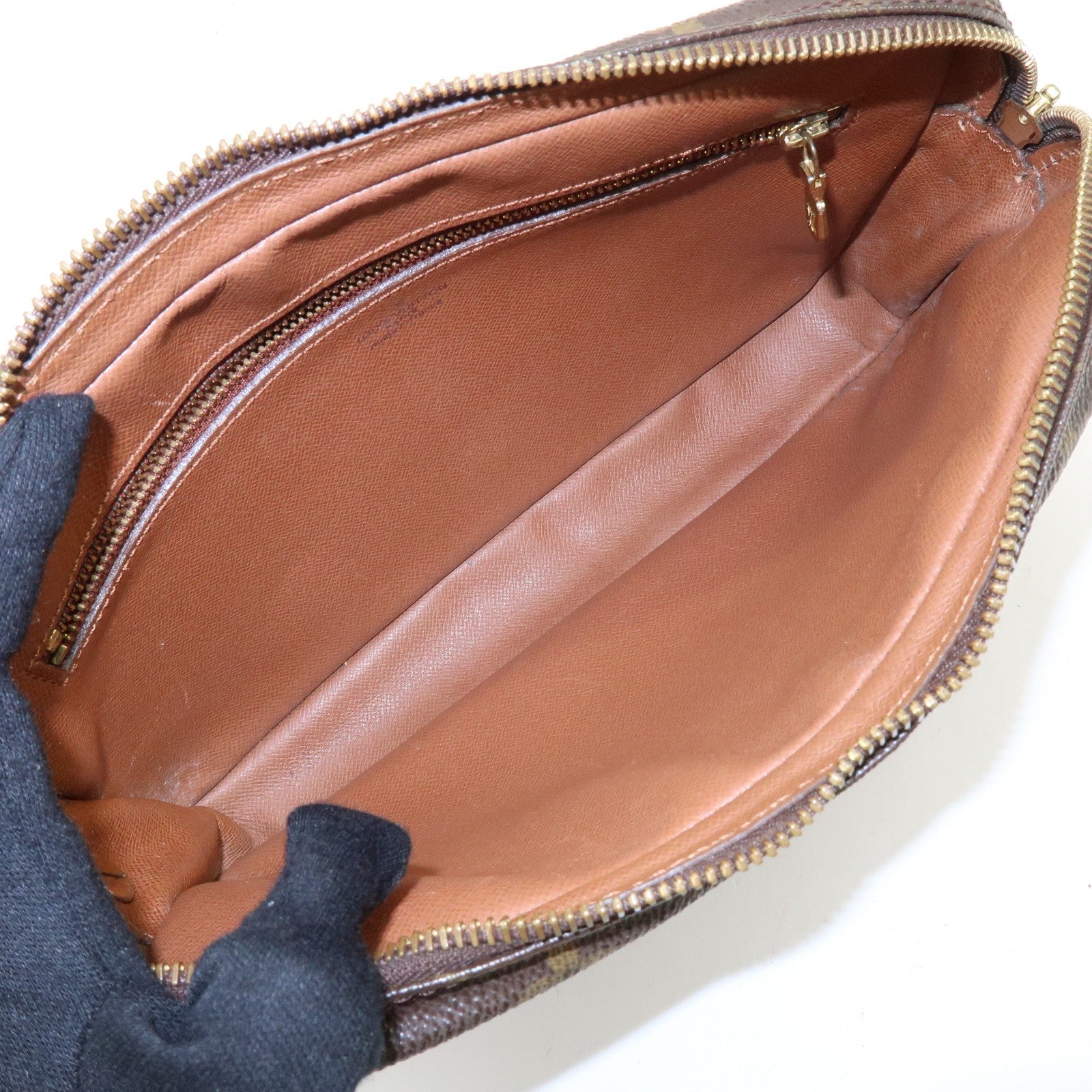 Louis Vuitton Clutch Bag - Monogram, Monogram Canvas