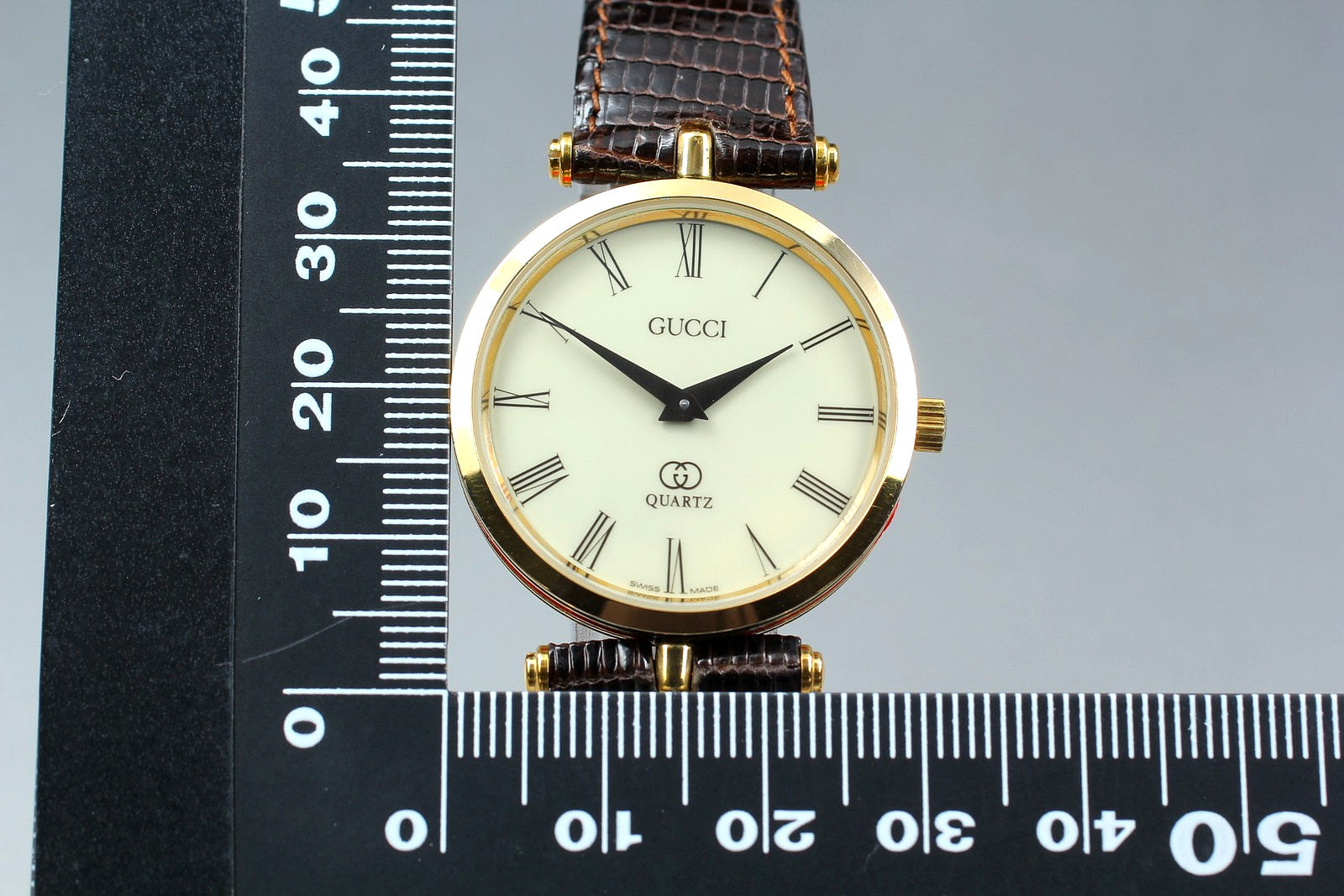 Gucci 2000M Watch - Gold, Stainless Steel