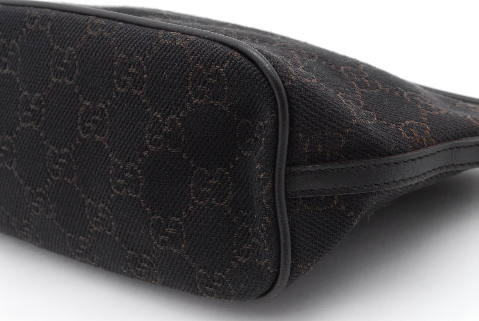 Gucci GG Accessory Pouch Purse - Black, Canvas 